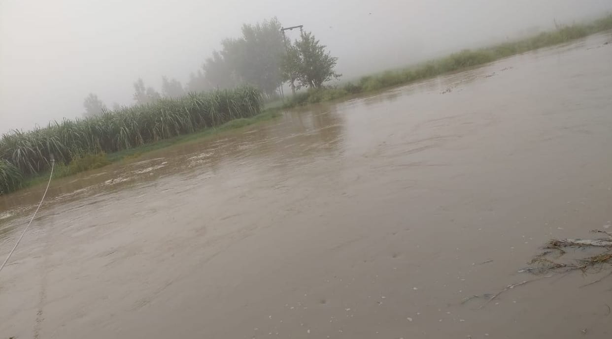 Villagers panic due to increase in water level in Solani
