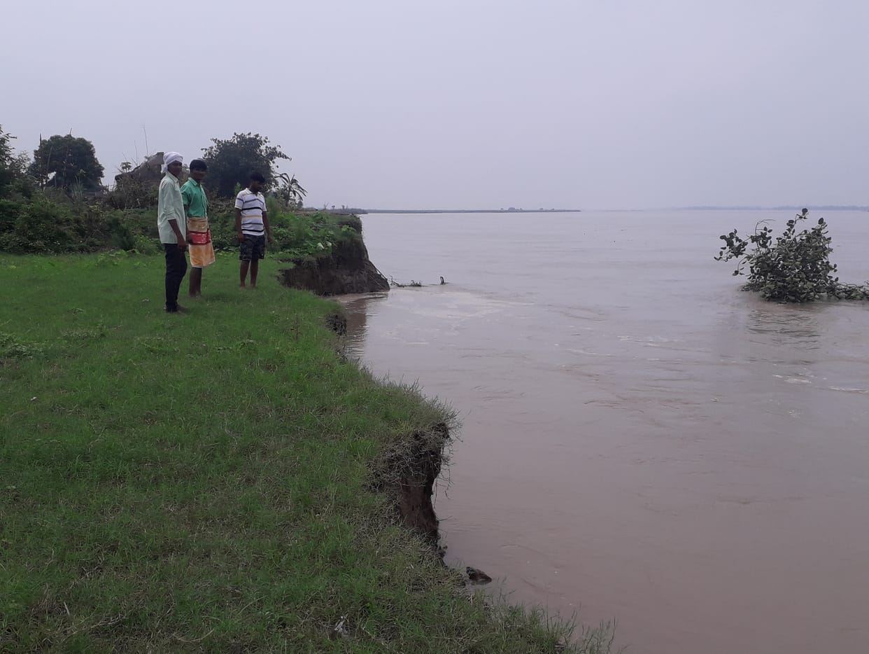 Eight houses and 20 bighas land in Ghaghra