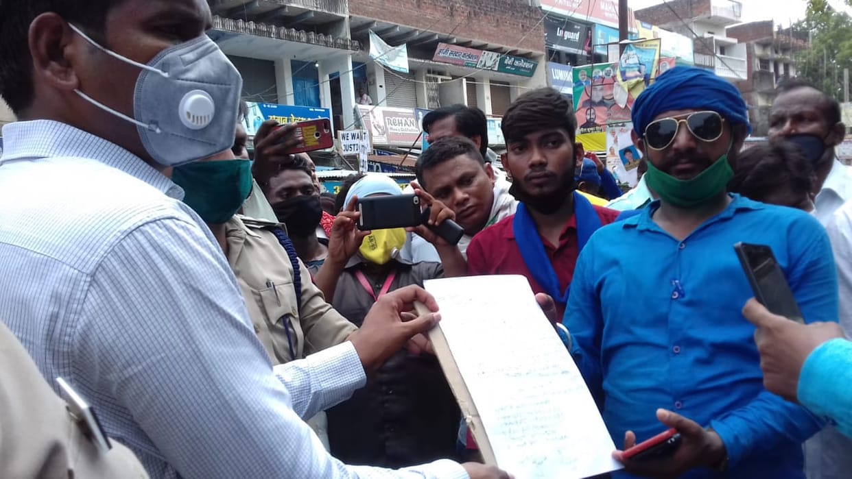 Demonstrated to arrest the killers