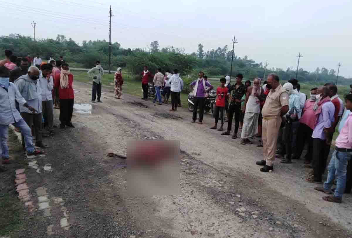 UP: Former Kotdar Slit throat death in Hardoi, blood corpse found on roadside
