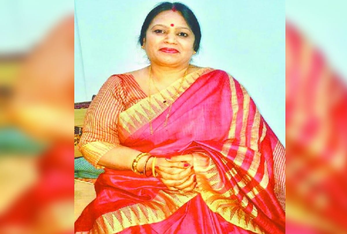 Aparajita 100 Million Smiles Success Story Of Hindi Medium Teachers Woman