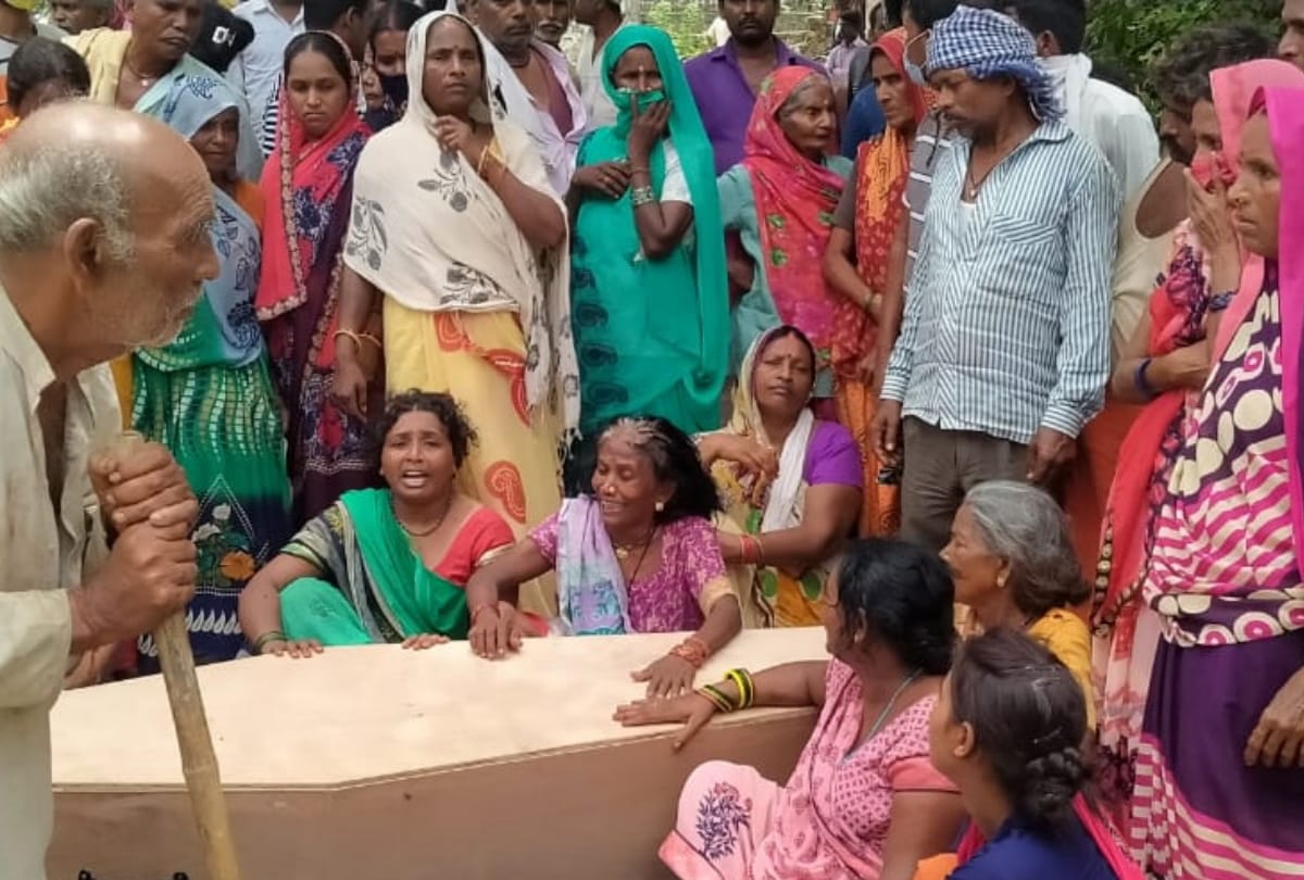 man died during going Assam to take five lakh rupees of wages