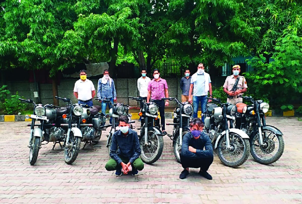 bullet-stealing gang busted in delhi two arrested