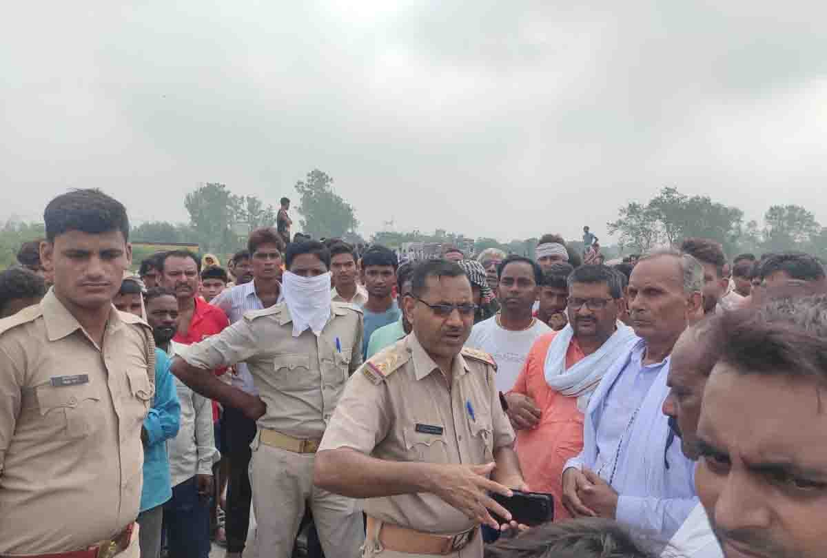 Children drowned in a fallen canal by a bridge in fatehpur