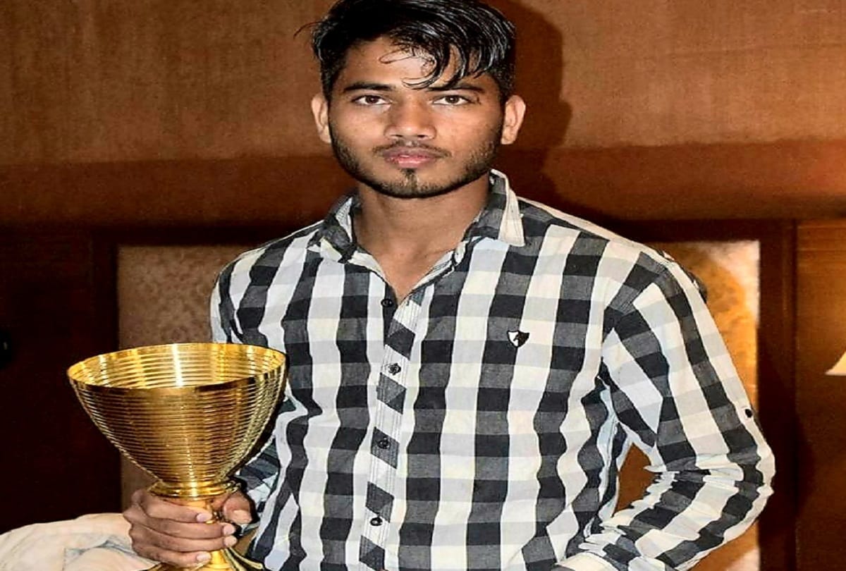 international youth day special story manish got job in crpf through hard work in sports
