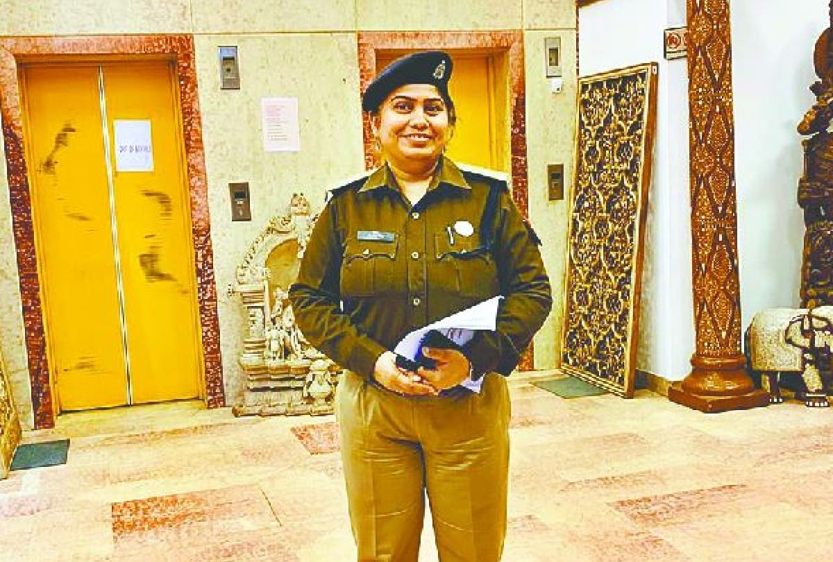 Aparajita 100 Million Smiles success storyof Lady cops