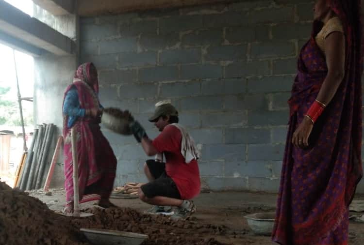 Chandigarh News in Hindi: Painful story of a Theater artist of Chandigarh