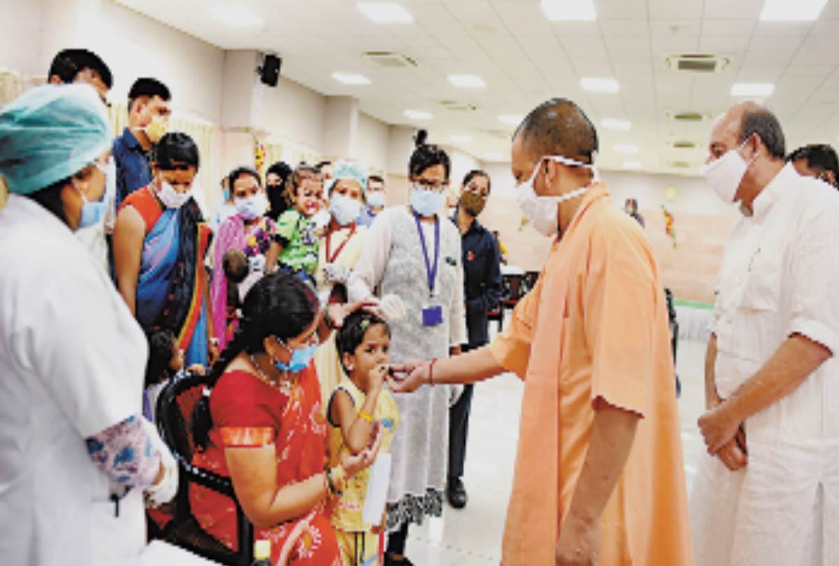 CM yogi launched rashtriya bal swasthya karyakram in lucknow