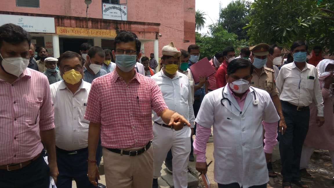 Seeing deficiencies in the wards, the commissioner expressed his displeasure