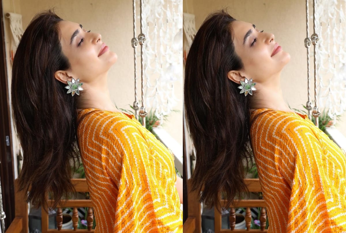 karishma tanna yellow kaftan dress perfect for janmashtami celebration