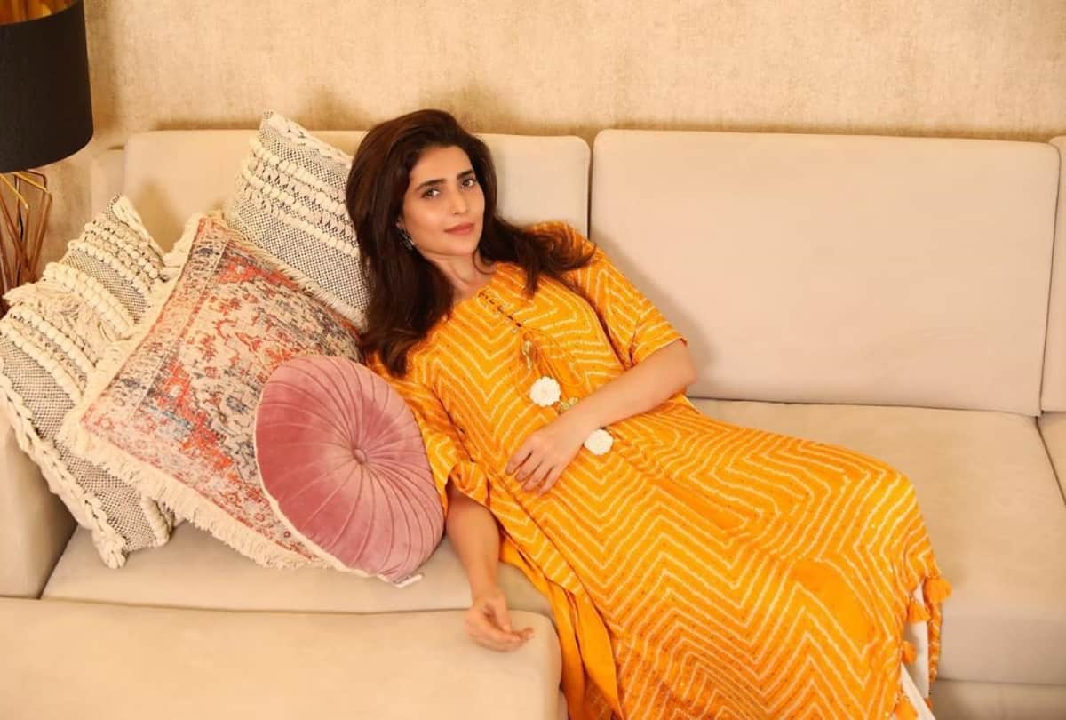 karishma tanna dressing style beautiful hot pics hd images wallpaper photoshoot download instagram photos download of karishma tanna