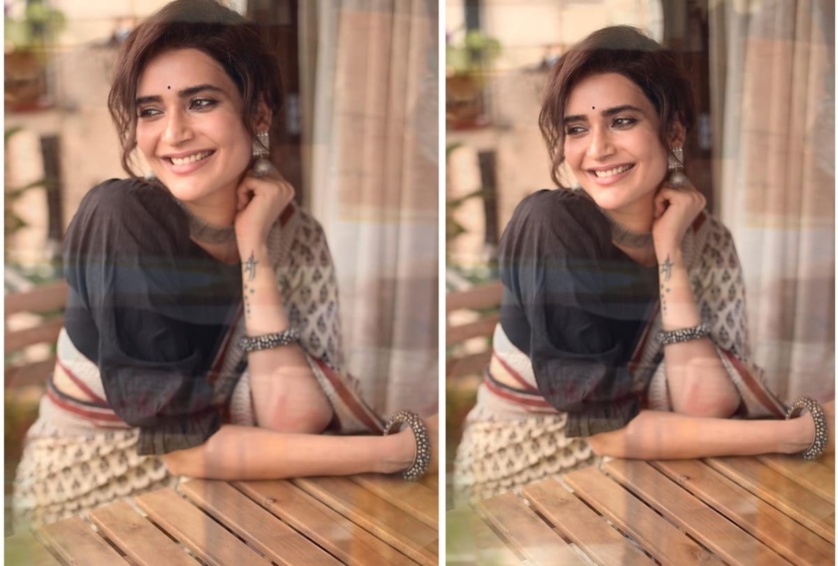 karishma tanna yellow kaftan dress perfect for janmashtami celebration