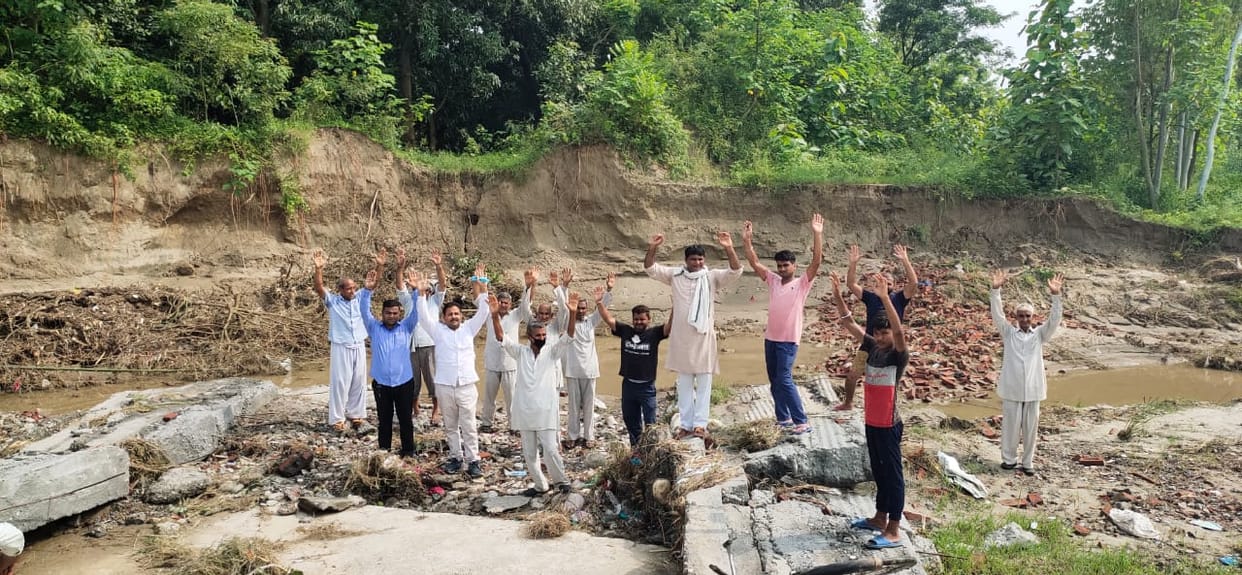 Uproar by villagers over negligence in construction of the report