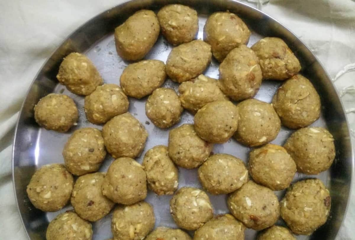 janmashtami 2020 food recipes panjiri ladoo recipe in hindi how to make panjiri ladoo at home