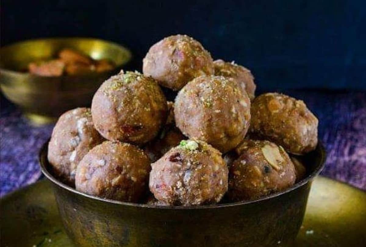 churma ke ladoo easy and quick recipe