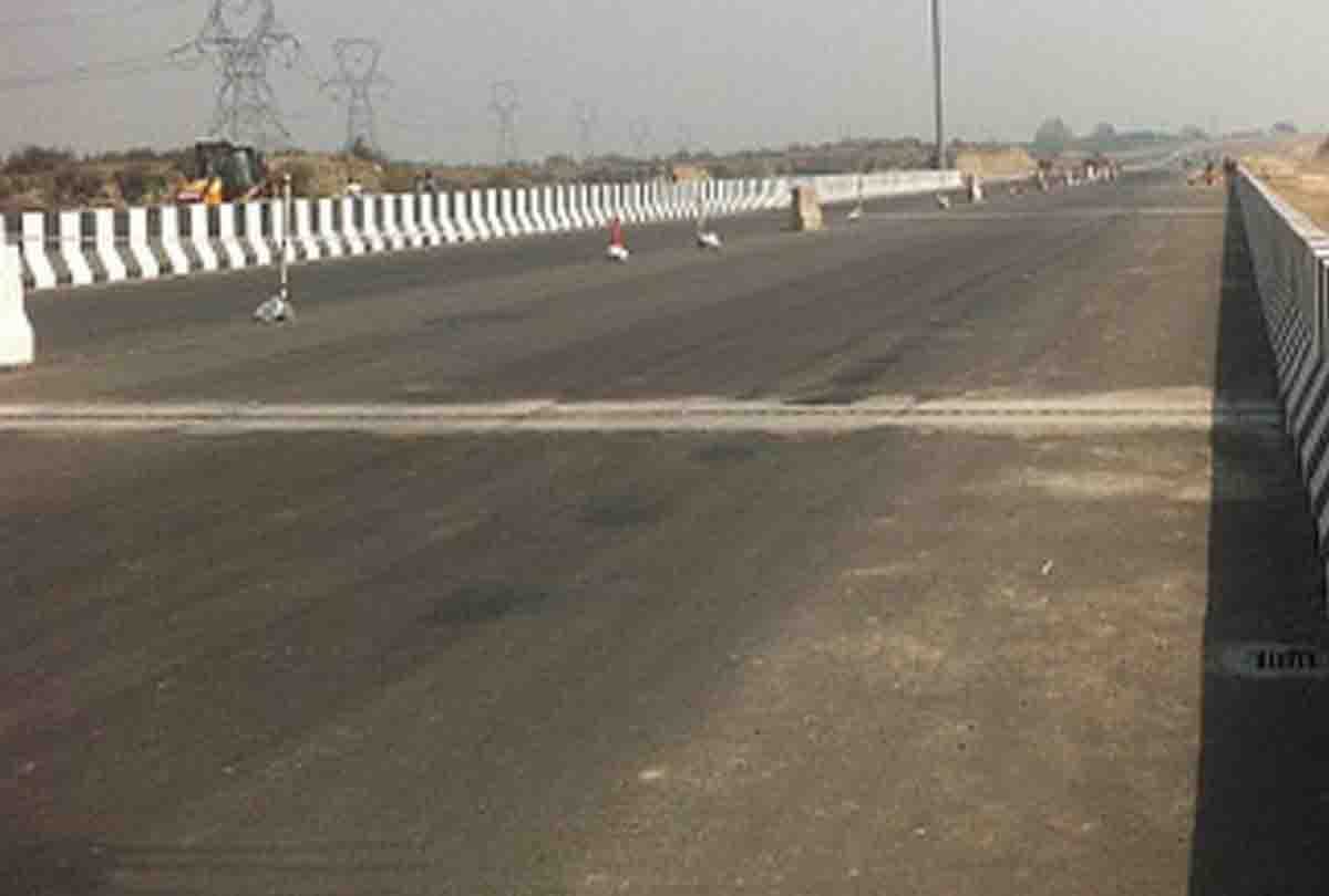 accident on expressway, three people died