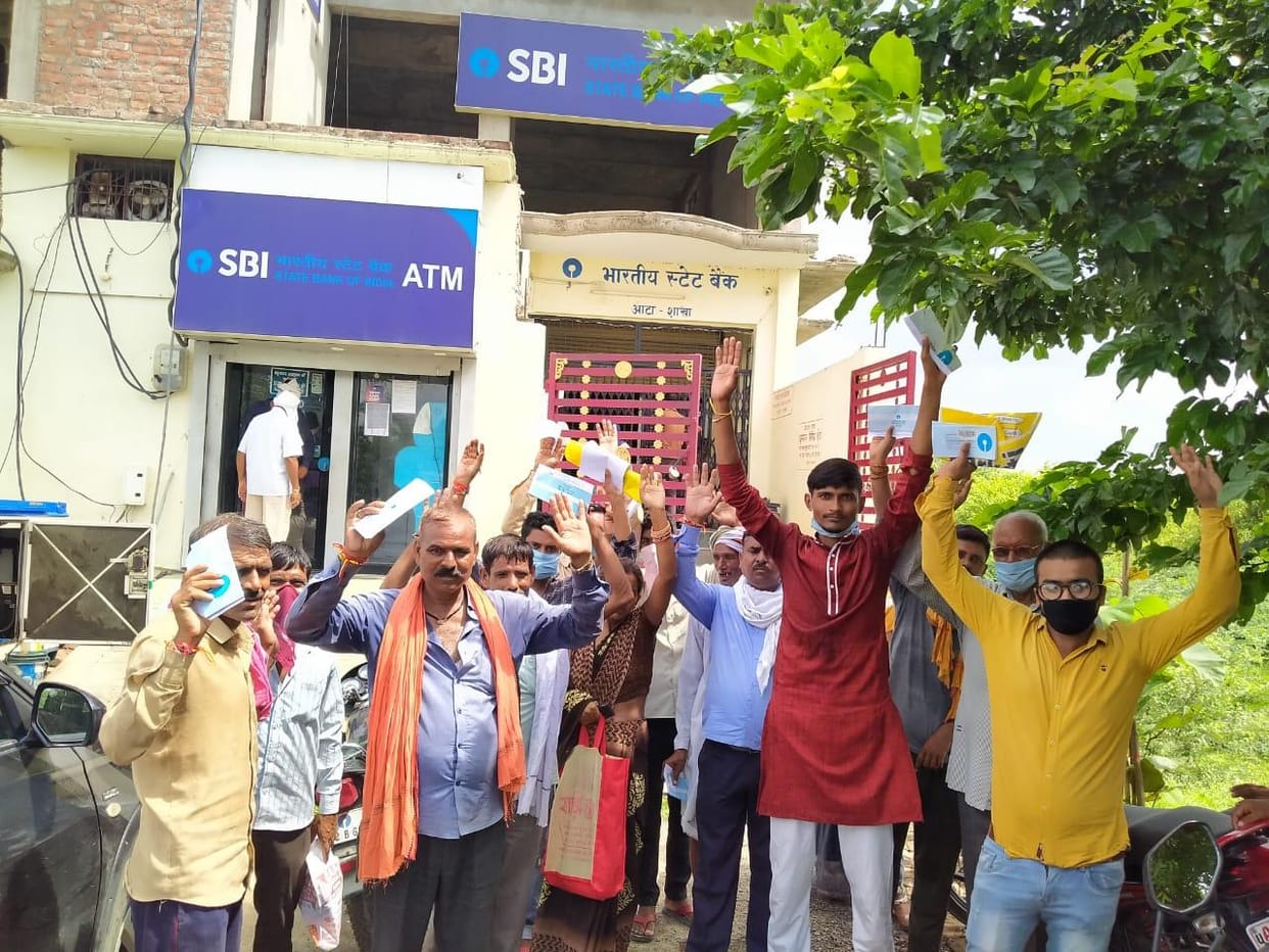 Slogans against bank manager