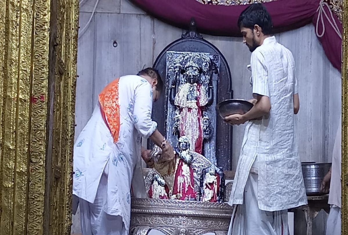 Govardhan Puja 2020 Celebration In Thakur Dwarkadhish Temple