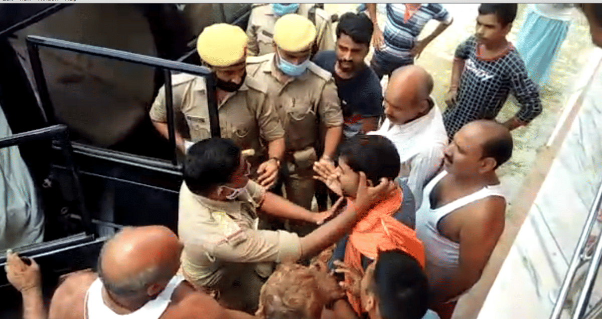 Video Viral of cops misbehaved with people in bhadohi up