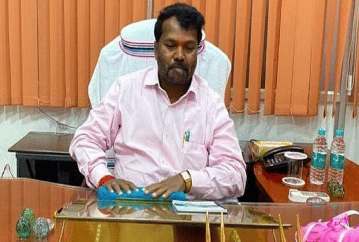 Jharkhand education minister became students took admission in 11th class