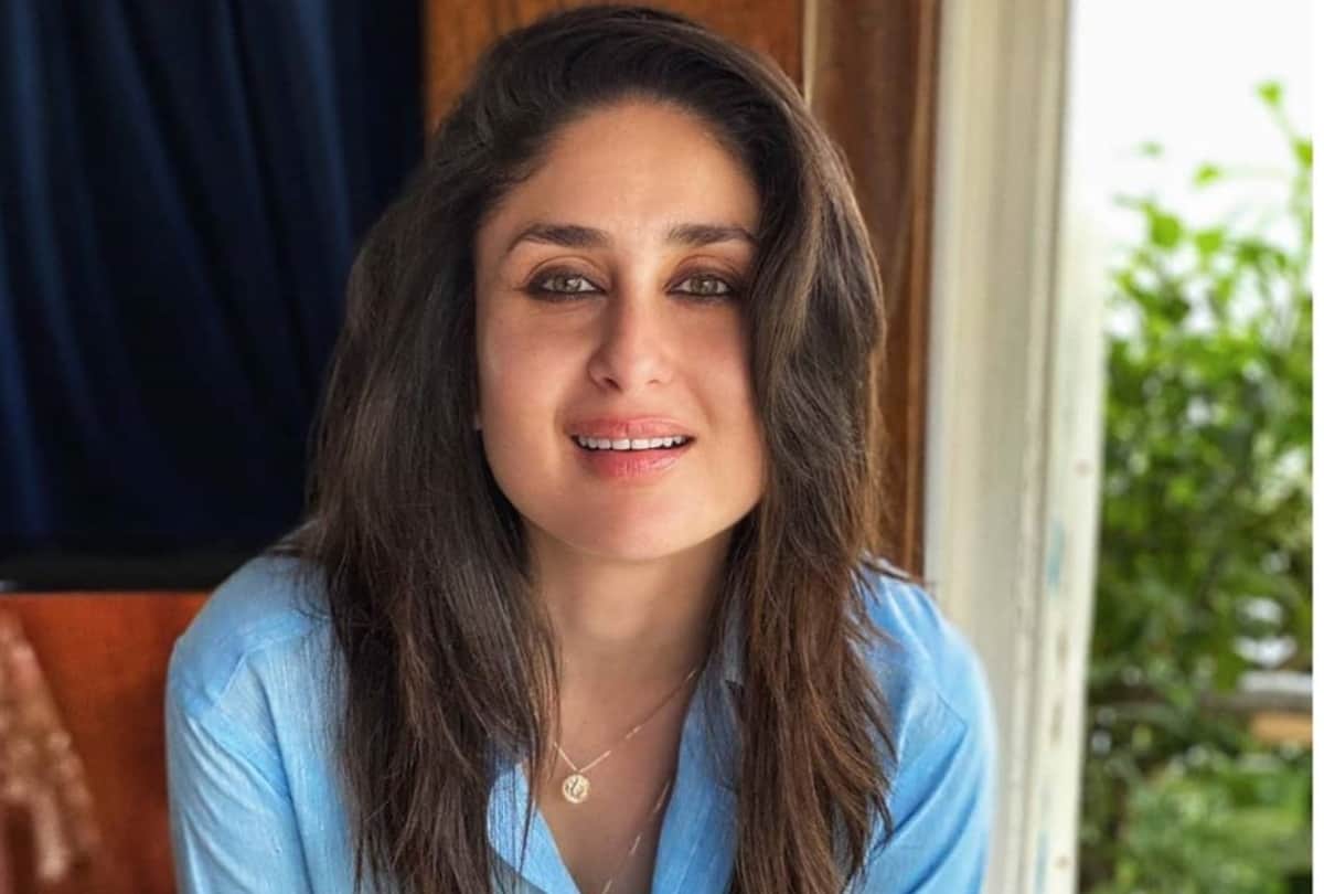 kareena kapoor her pregnancy glow after announcement in white chanderi silk kurta