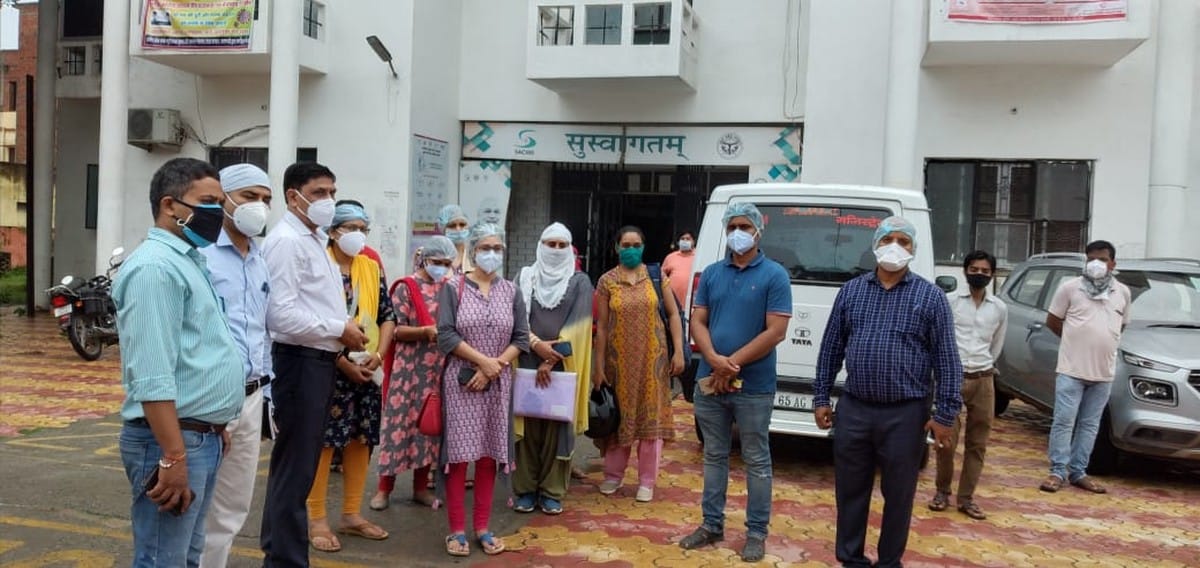 Resignation of 32 health center in-charge due to misbehaved in Varanasi