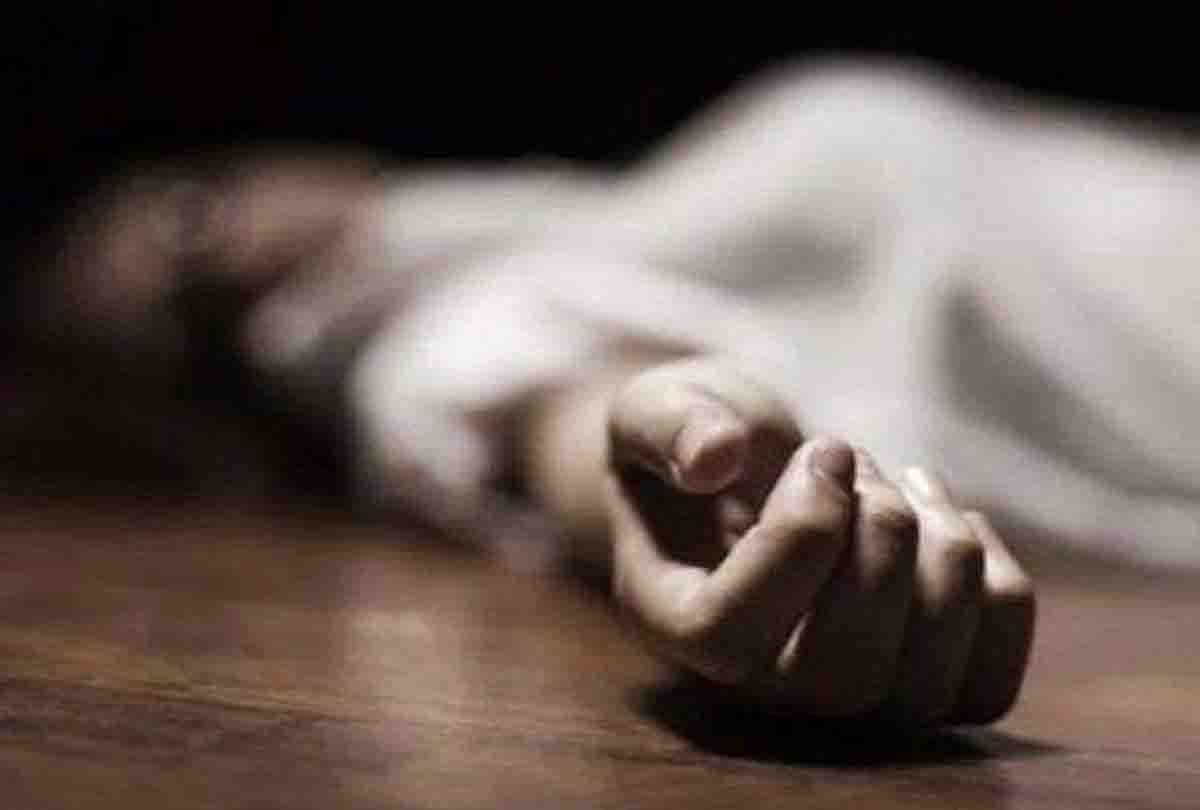 girl committed suicide in hardoi up