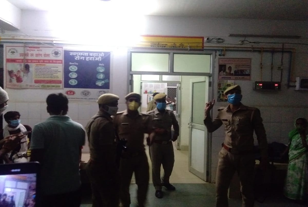 Unknown miscreants shot BJP leader ramharak paswan in deoria condition critical