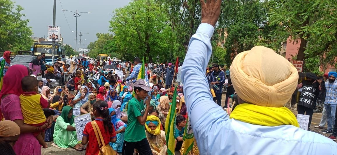 Contract workers protest in bhatinda