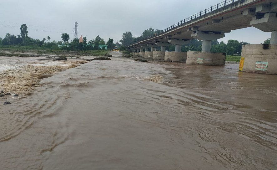 Traffic in Kotwali river, traffic stalled for 10 hours