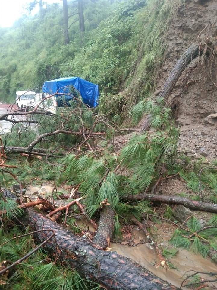 Debris entered houses in Jhinjholi, Bhatiana, Meta village