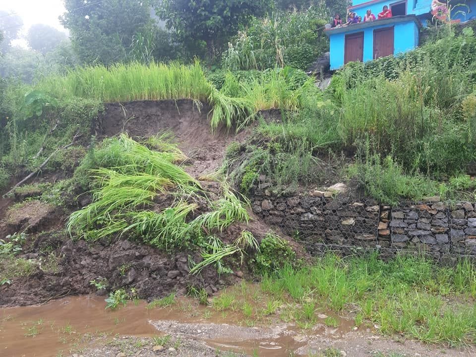 Alaknanda and Pinder rivers in spate