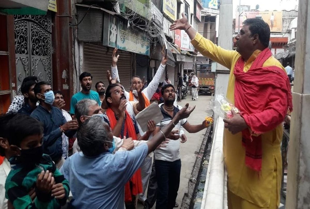 Nand Mahotsav Celebrate In Mathura Temples