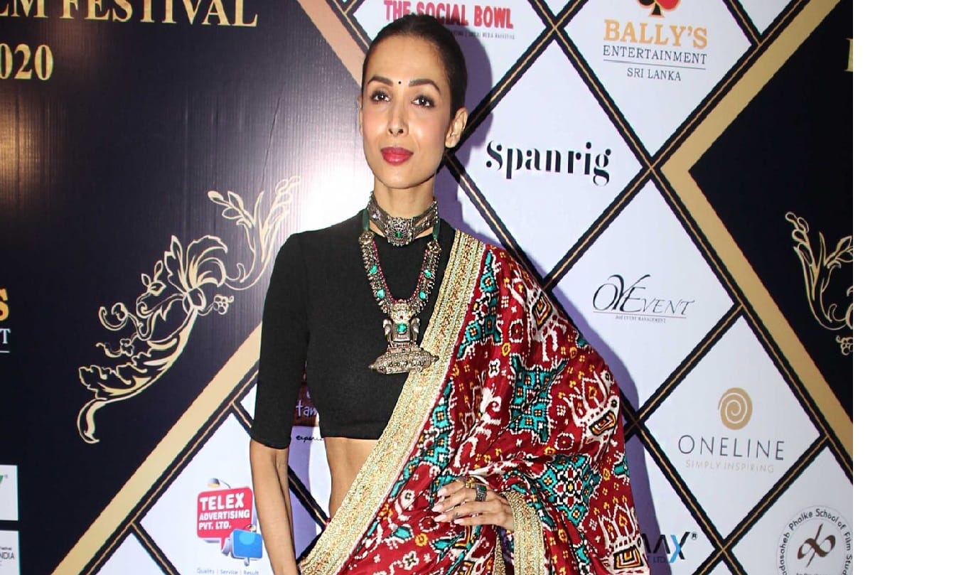 beautiful creation of patan patola in history bollywood actress often wear it