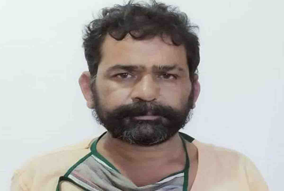 vikas dubey: After killing eight policemen vikas dubey's friend Balgobind become sadhu
