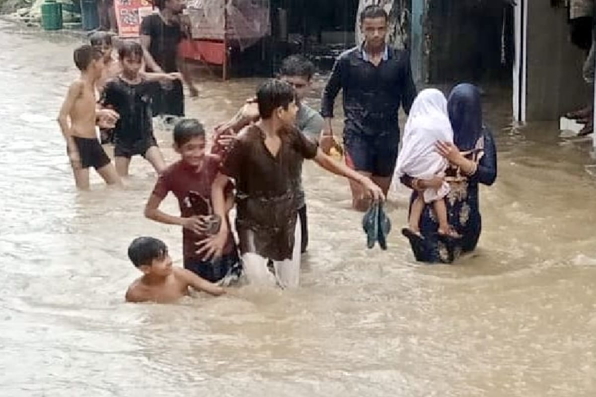 heavy rainfall in shamli District, citizens were troubled by water logging