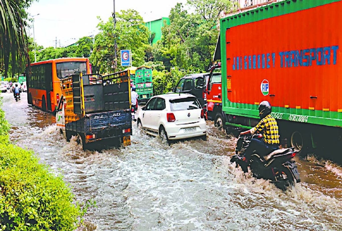 Record rain in Delhi but still 14 percent less than normal