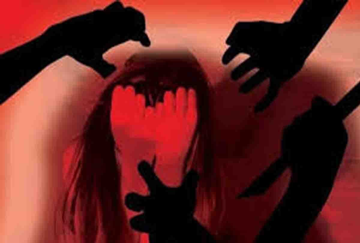Gang misdeed with widow on the pretext of marriage