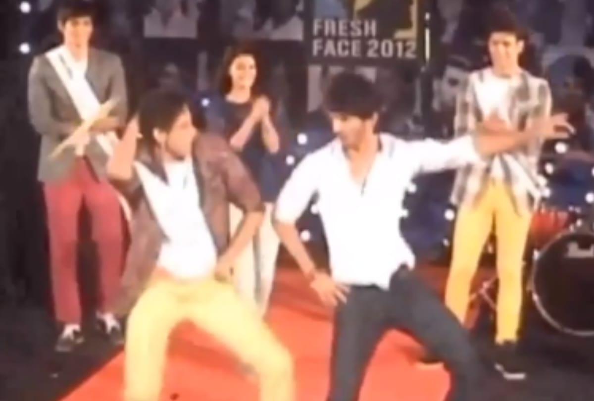 siddhant chaturvedi shares throwback video dancing with sushant singh rajput to Chikni Chameli