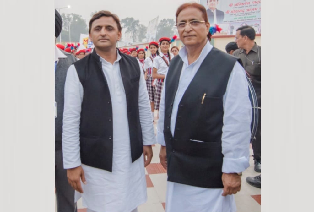 Akhilesh Yadav congratulates Azam Khan on his birthday.