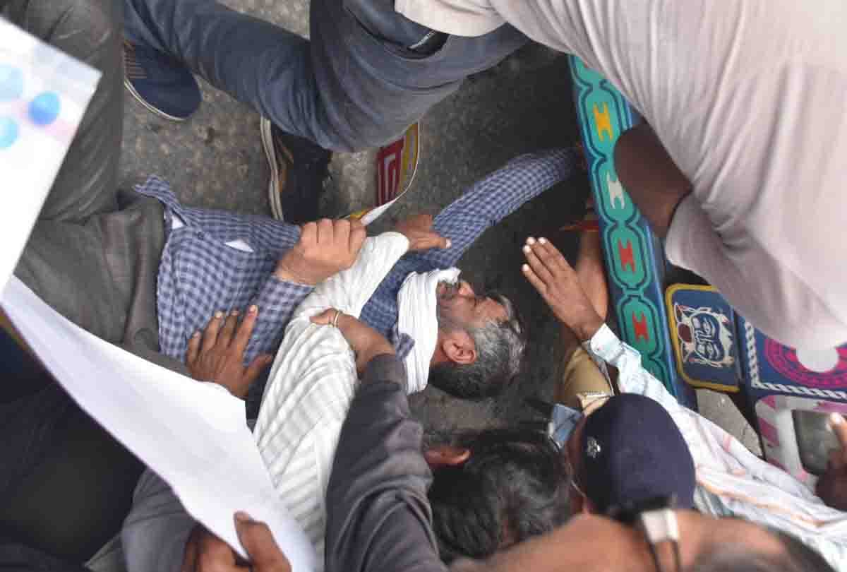 Sanjeet's family clash with the police, mother and sister tried to kill herself