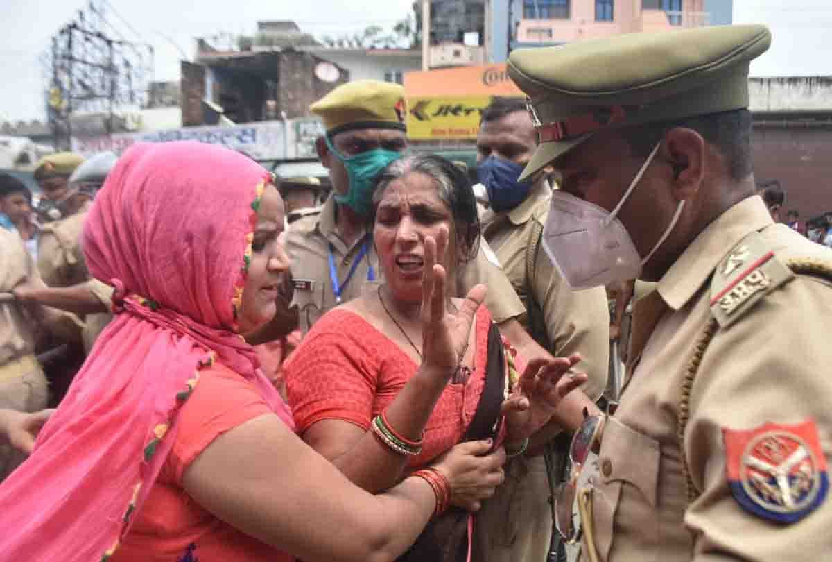 Sanjeet's family clash with the police, mother and sister tried to kill herself