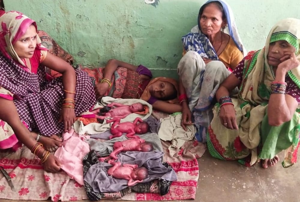 A woman gives birth to four babies in Sitapur.