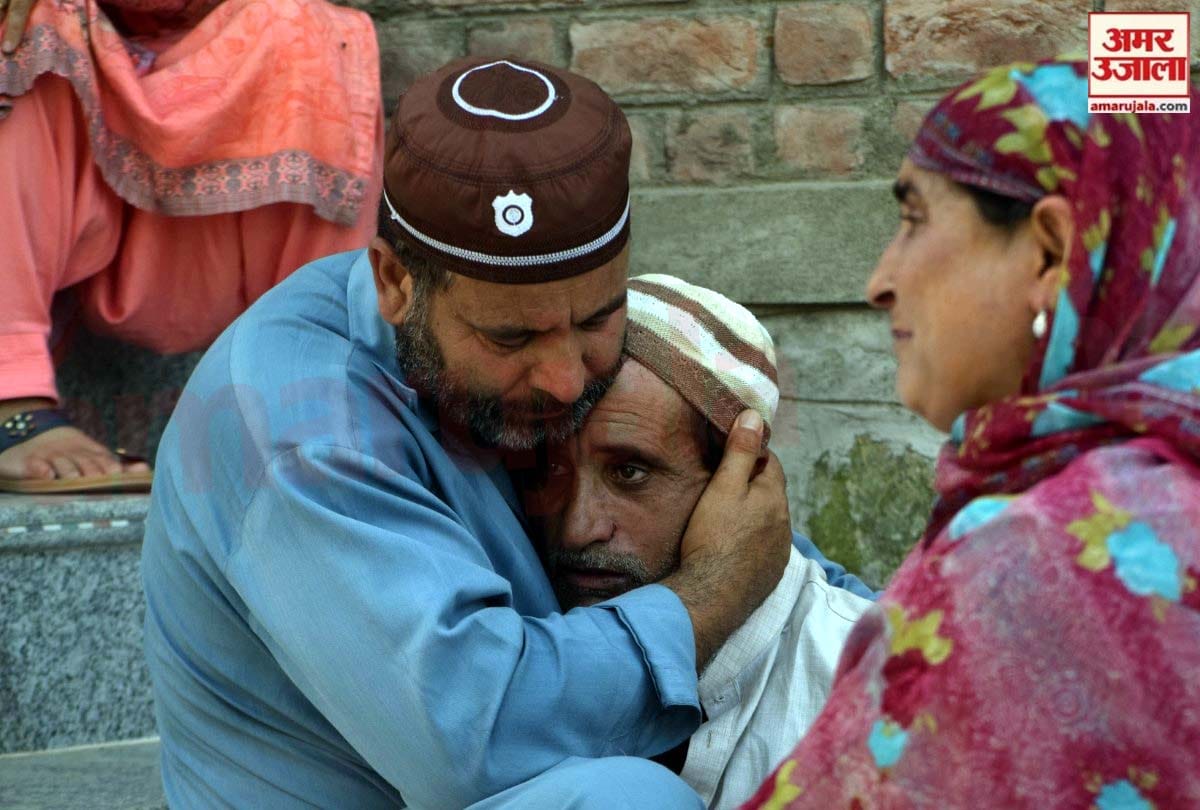 Srinagar Terrorist Attack News, terrorists attacked security forces in Nowgam area on outskirts of Srinagar, Funeral of policeman