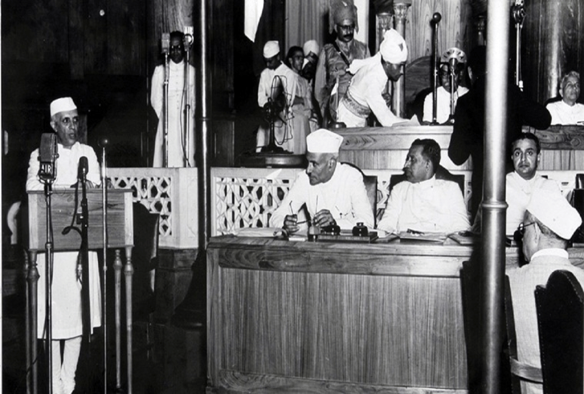 interesting story of 15 August 1947 When Pandit Mountbatten's Jai 'suddenly came out of the mouths of Indian people