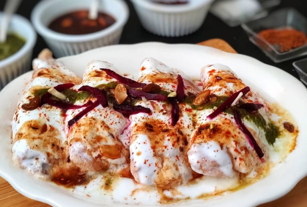 dahi ki gujiya recipe in hindi how to make dahi ki gujiya at home