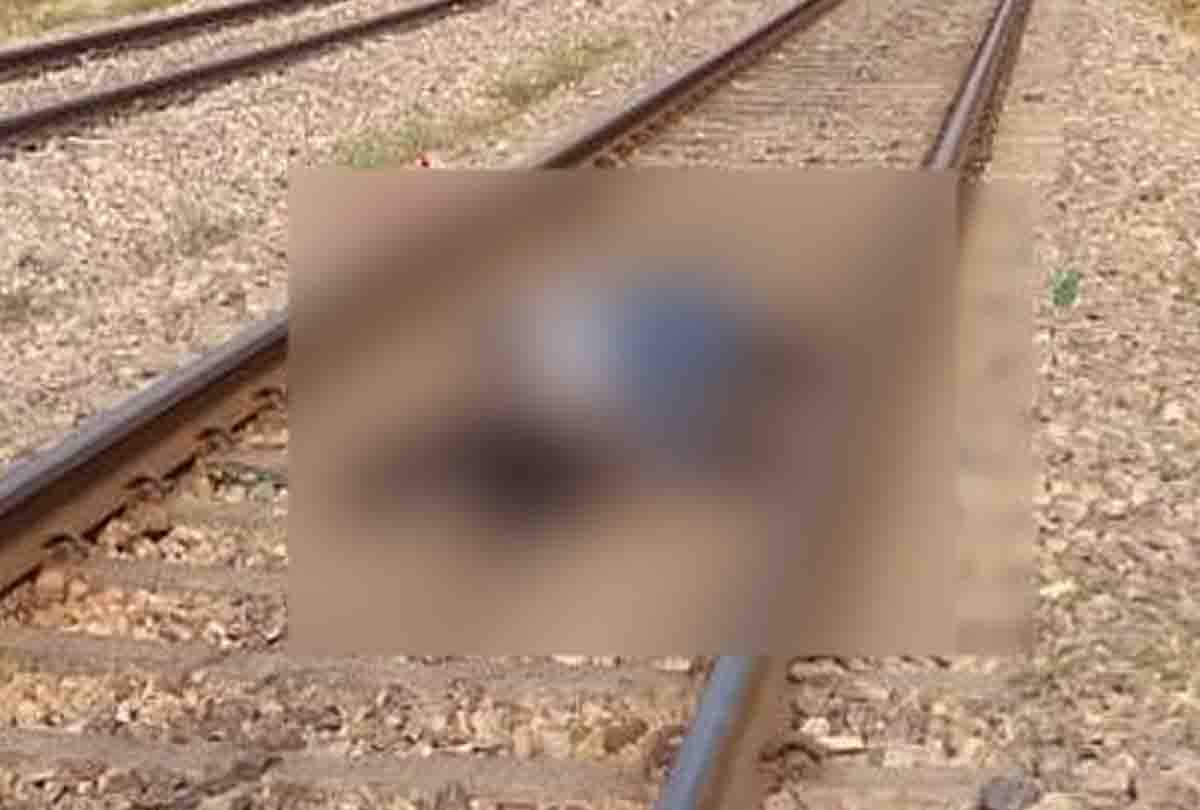 Love couple committed suicide in ghatampur