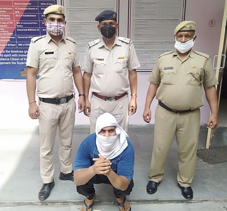 The main accused of supplying liquor in the milk container was arrested, along with Delhi was also to be supplied in Noida