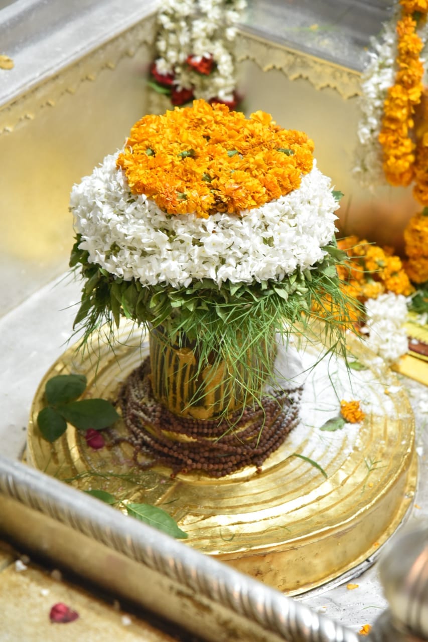 Baba Vishwanath's tiranga shringaar on Independence Day