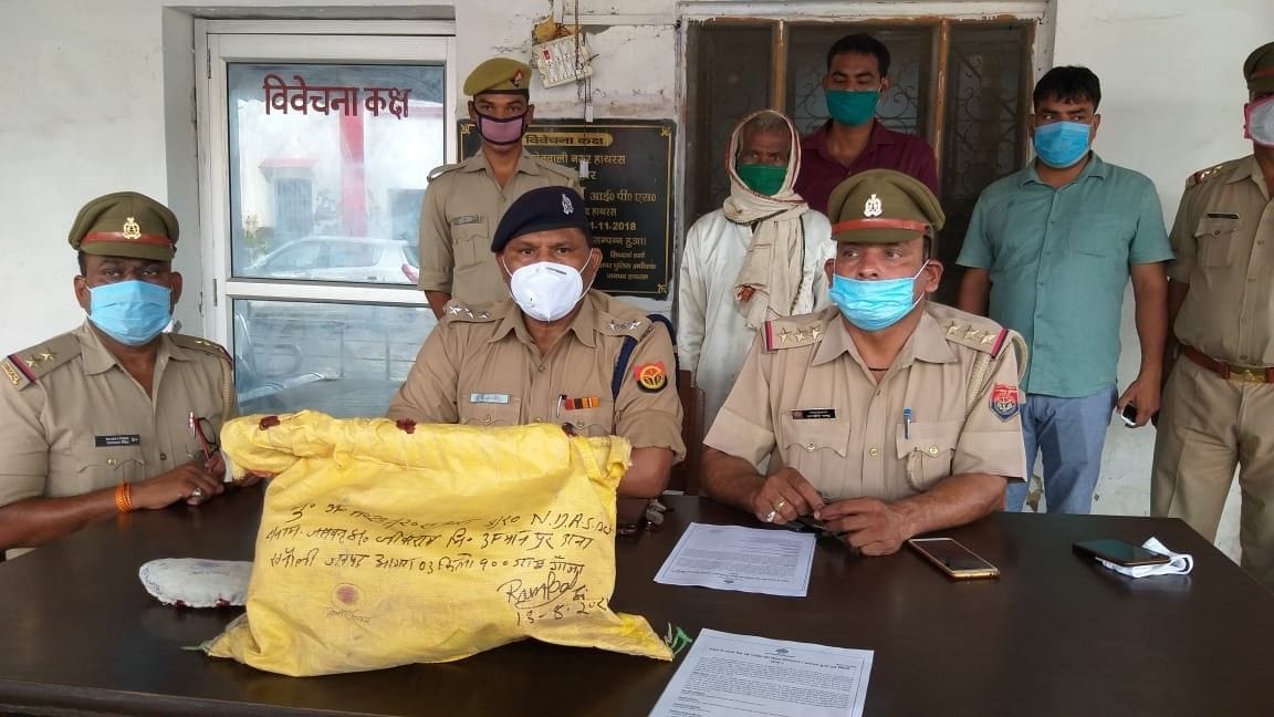 Hathras: Arrested for vicious standing in supply of hemp